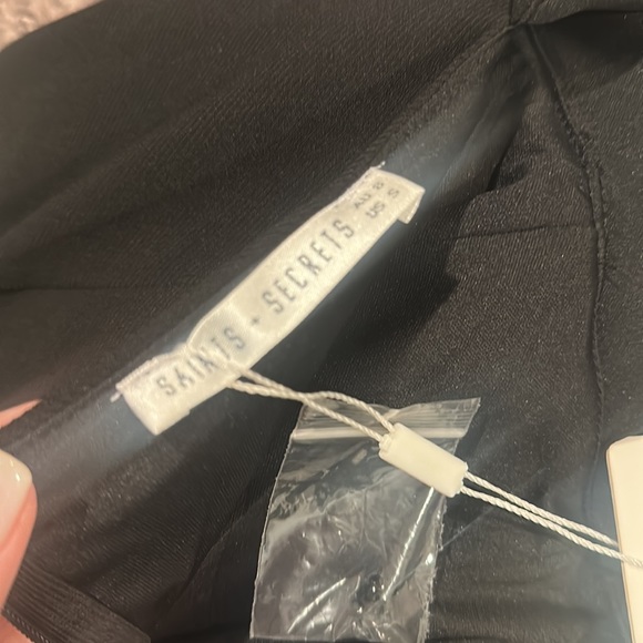 ⭐️Saints + Secrets Black Romper - US S / AUS 8 - Picture 3 of 5